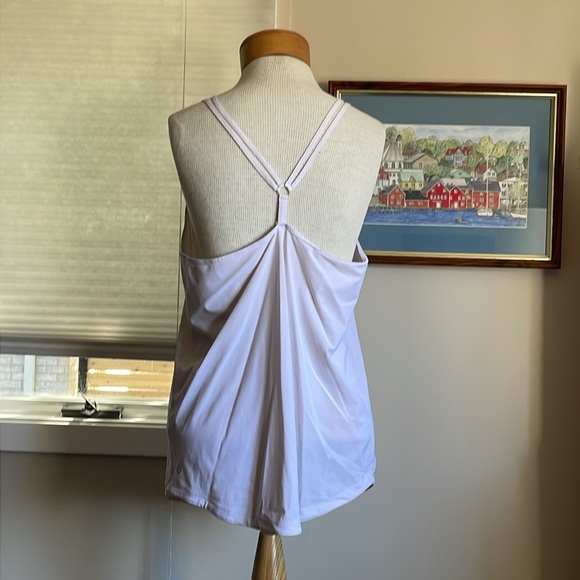 Lululemon workout top - Picture 2 of 5